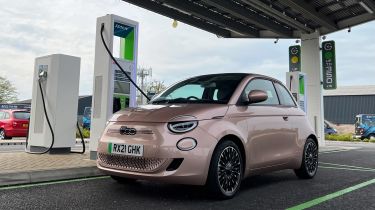 Fiat 500 connected to a Gridserve rapid charger